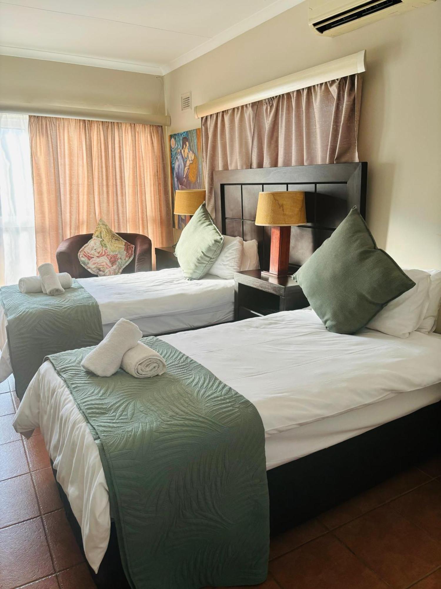 Ulifalodge & Functions Lodge
